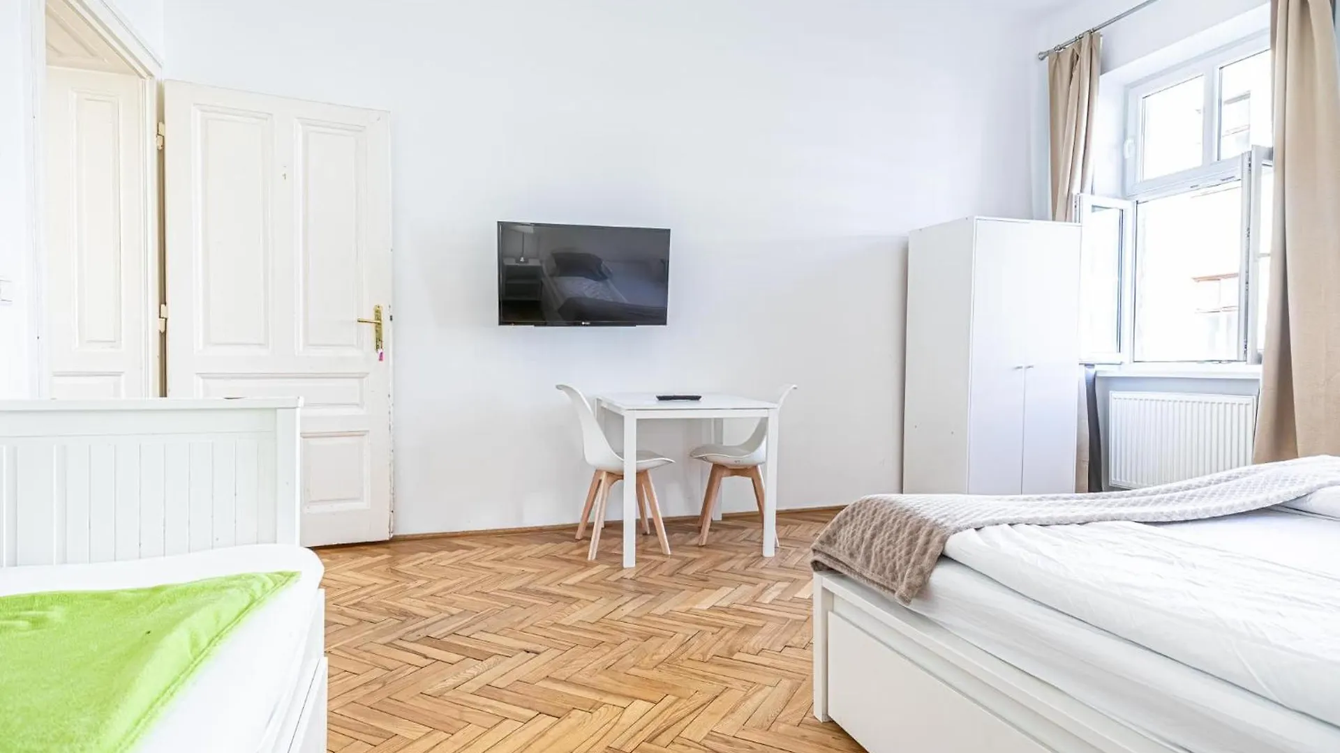 Stylish & Comfy 2Br Apt Great For Longstays